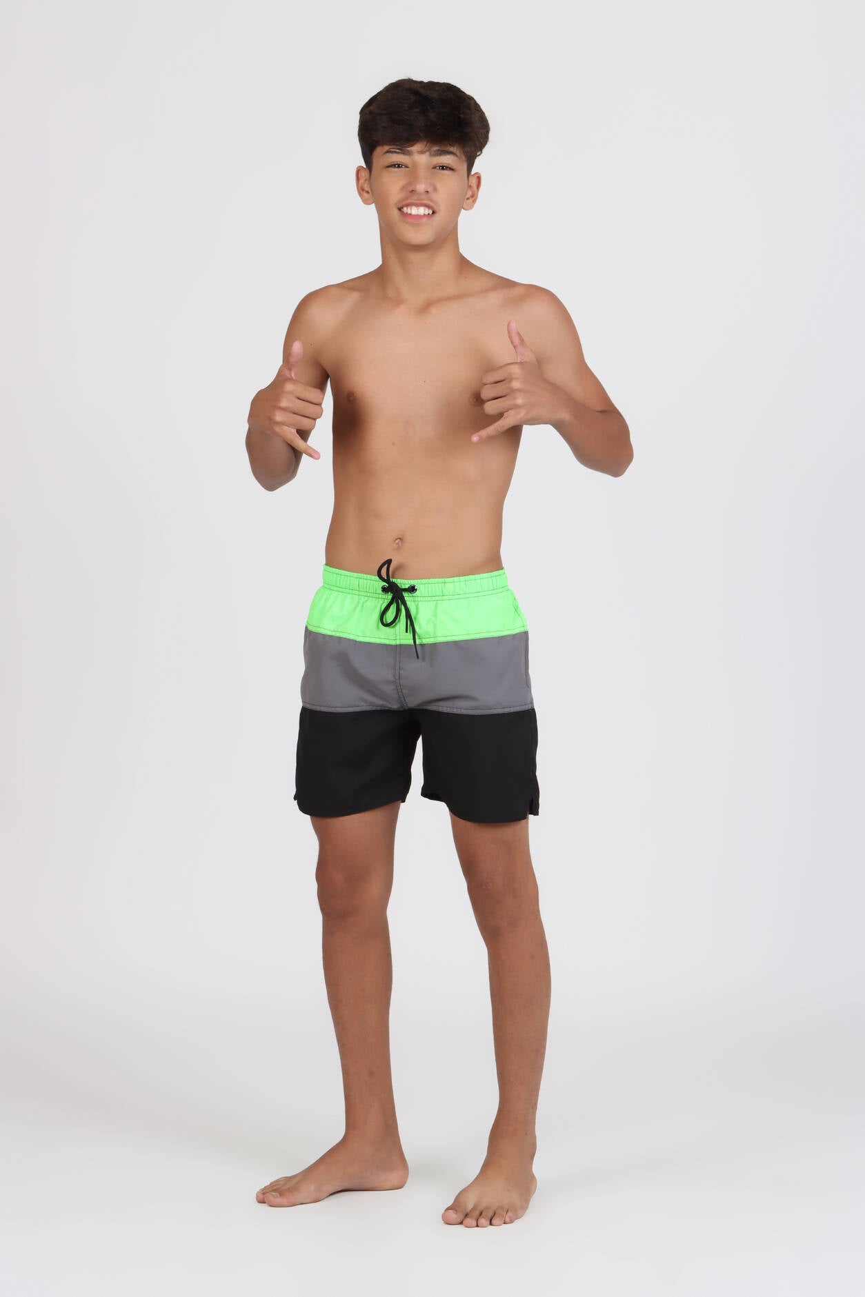 Short Teen Samuel Verde Siri