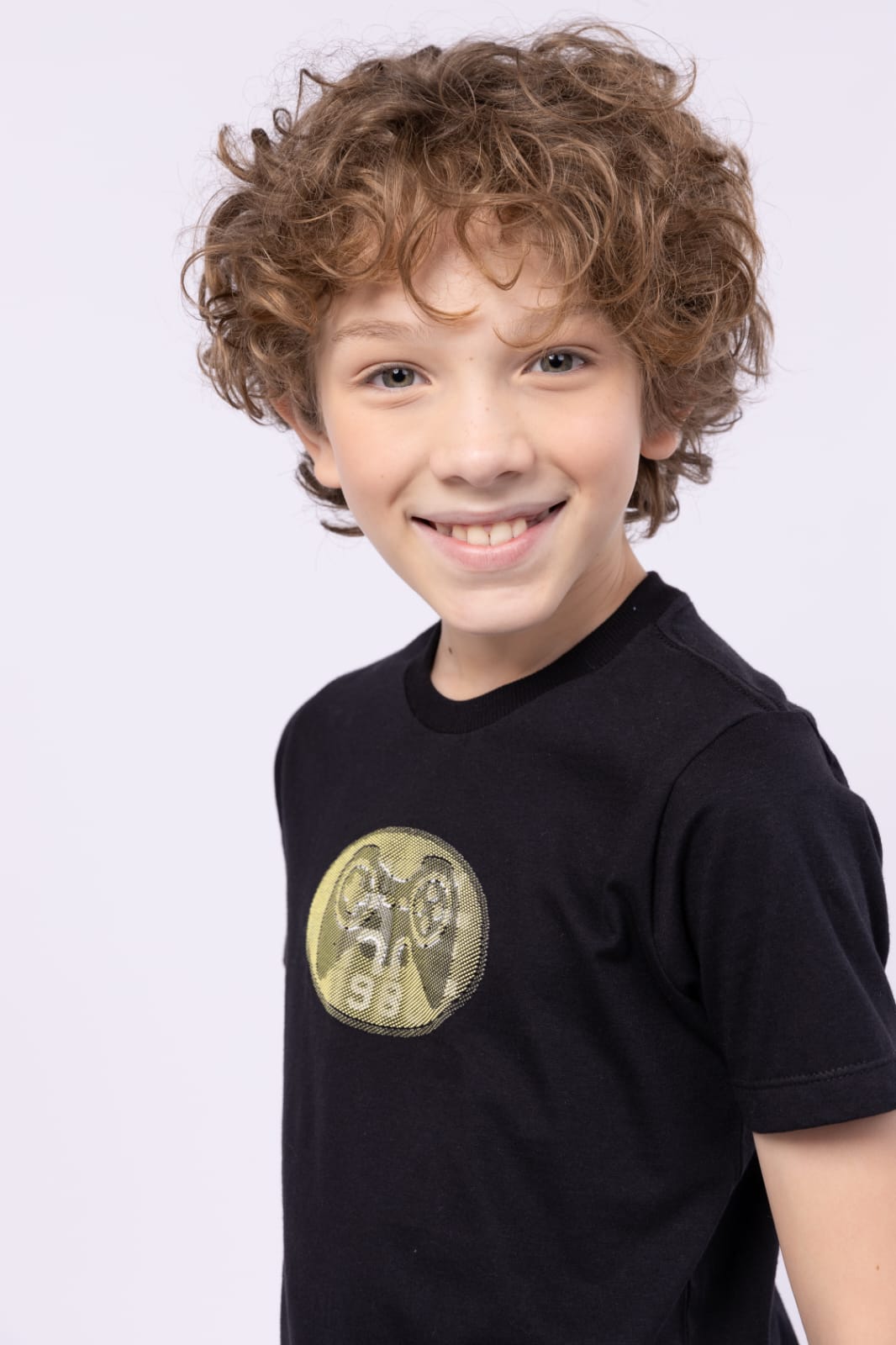 Camiseta Preta Game UM+UM