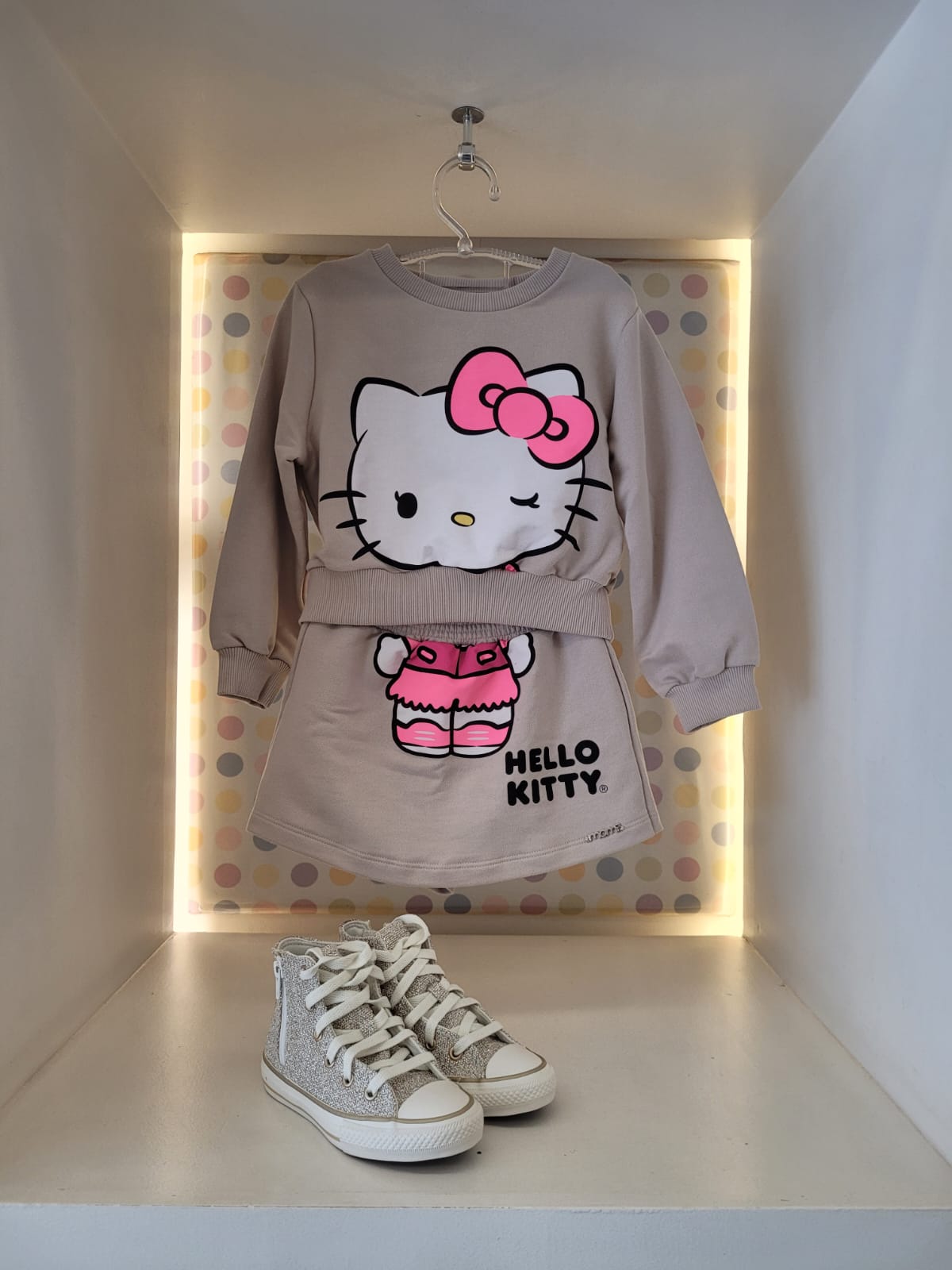 Conjunto Hello Kitty Bege Momi