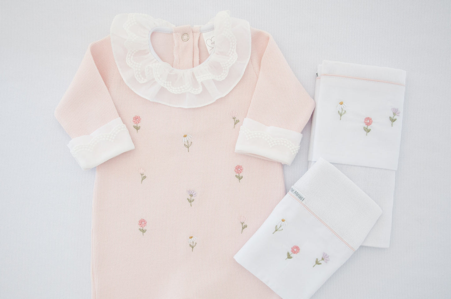 Macacão Bebê Jardim Sonhos Rosa Buá