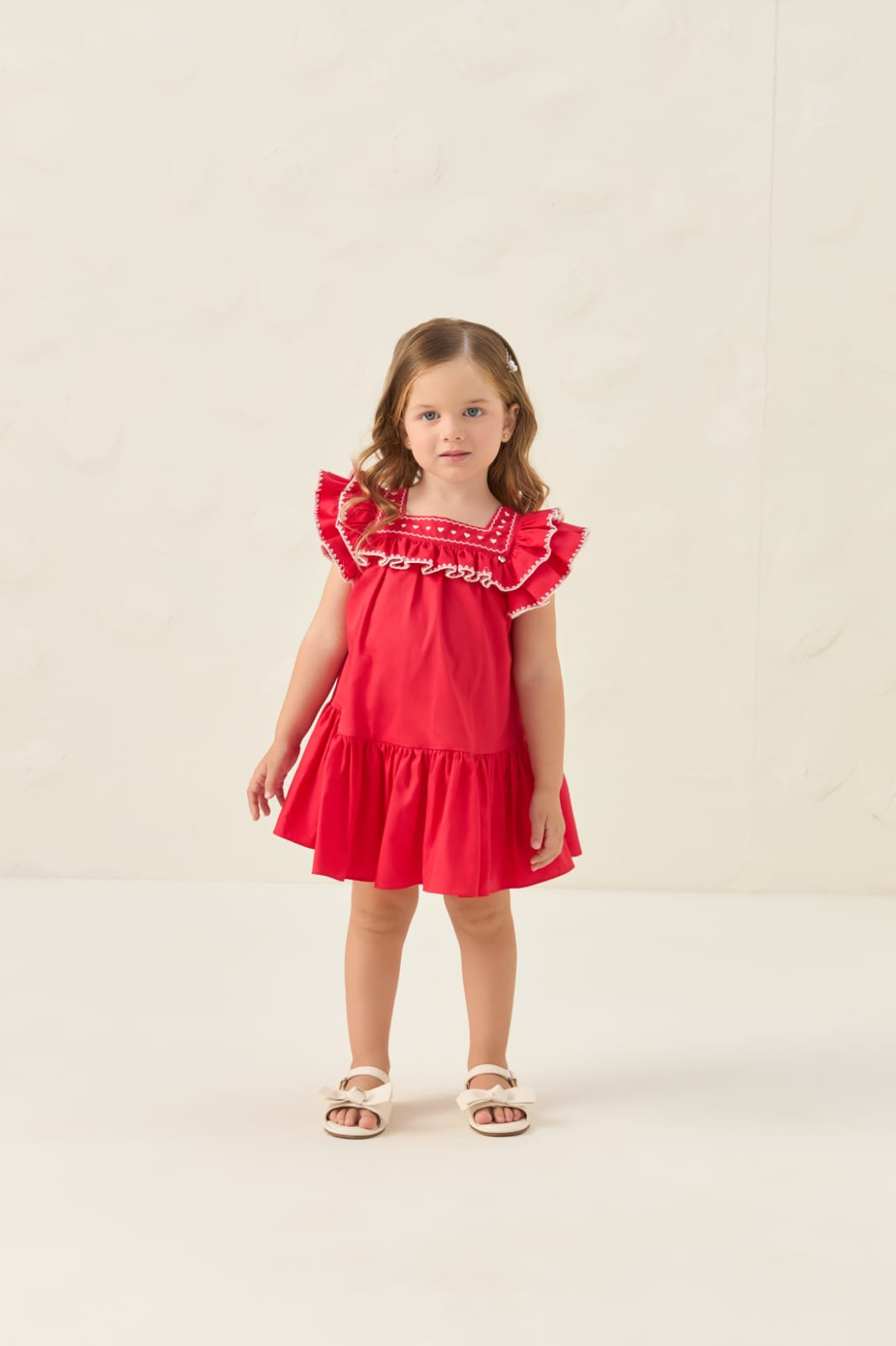 Vestido Vermelho Bordado Petit Cherie