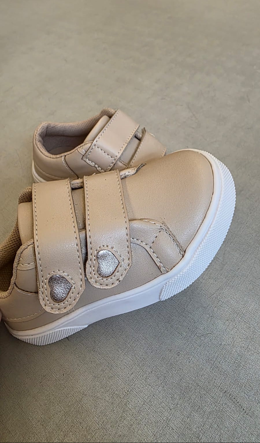 Tênis Infantil Velcro Creme Buá