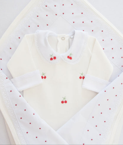 Macacão Bebê Cerejinha Branco Buá