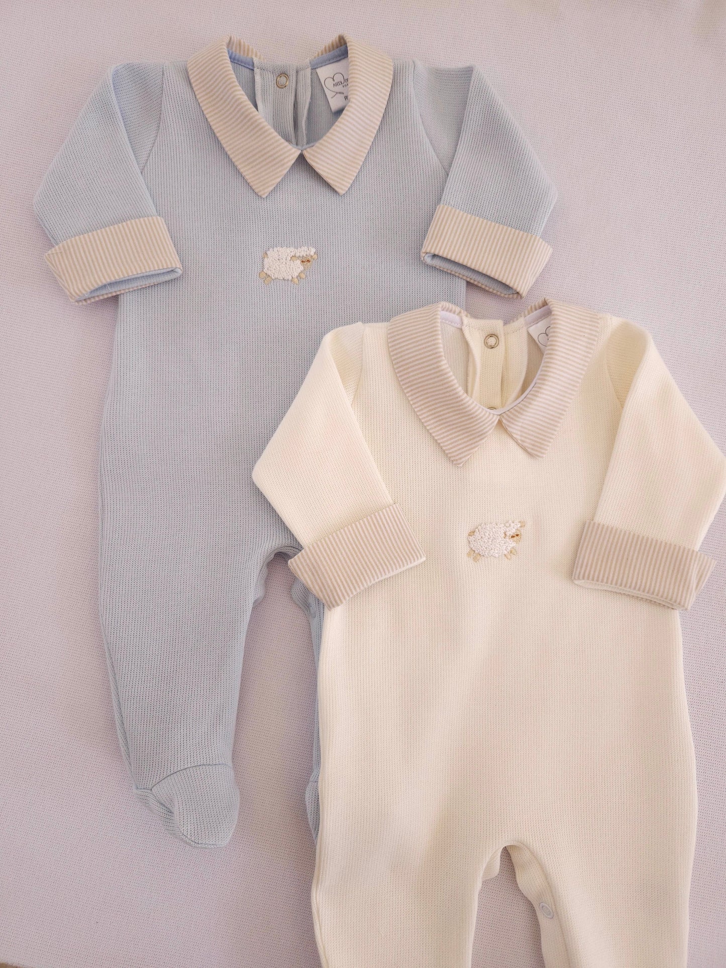 Macacão Bebê Ovelha Azul Buá