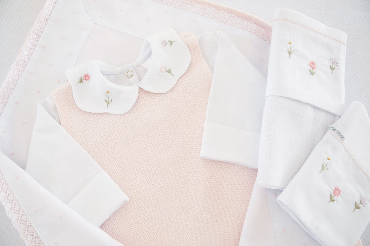 Macacão Bebê Jardineira/Body Jardim Sonhos Buá