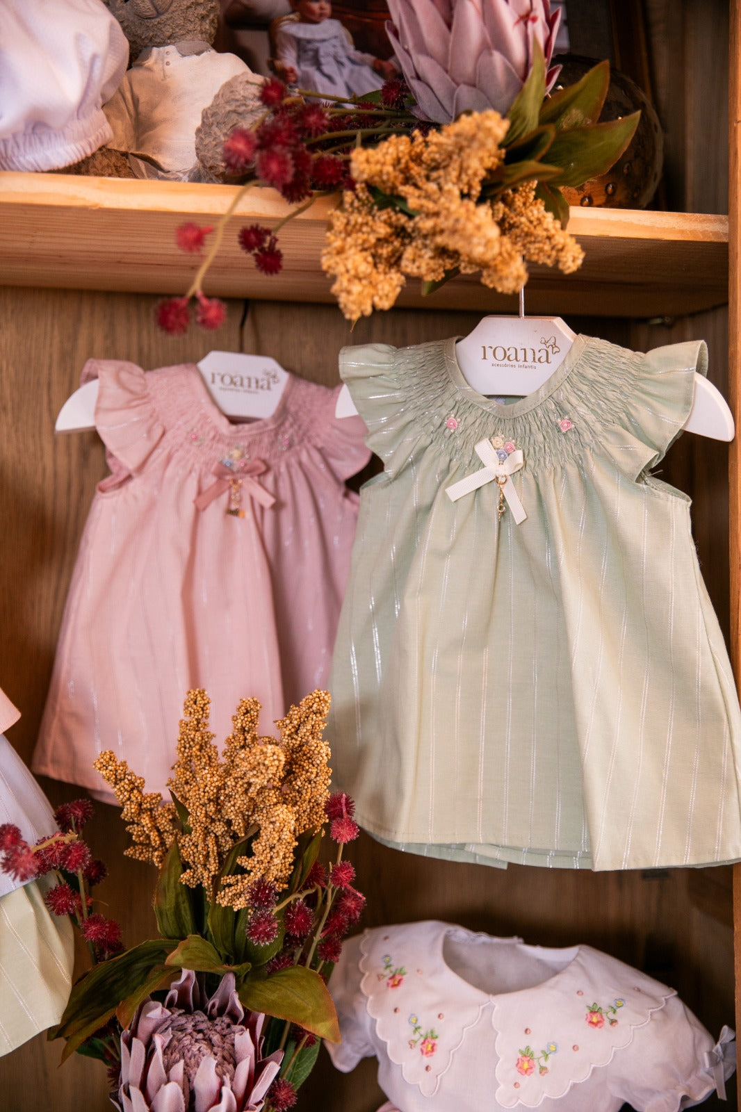 Vestido Bebê Casinha de Abelha Verde Buá