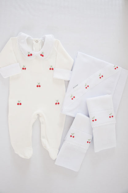 Macacão Bebê Cerejinha Branco Buá