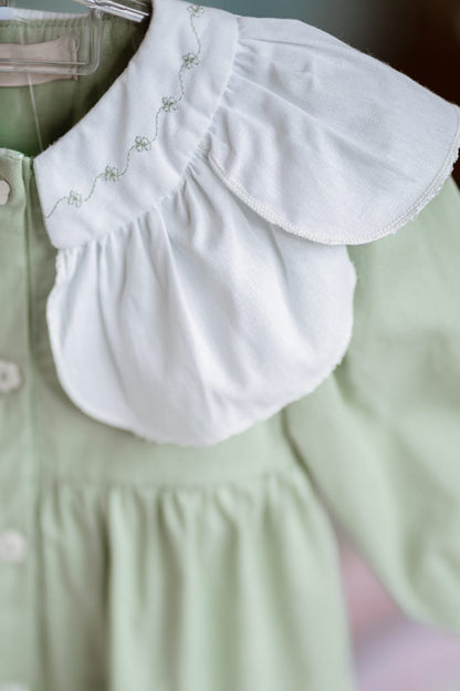 Vestido Verde Gola Flor Buá