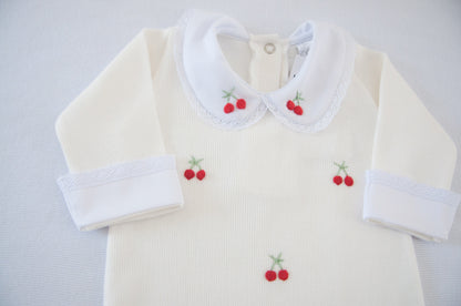 Macacão Bebê Cerejinha Branco Buá