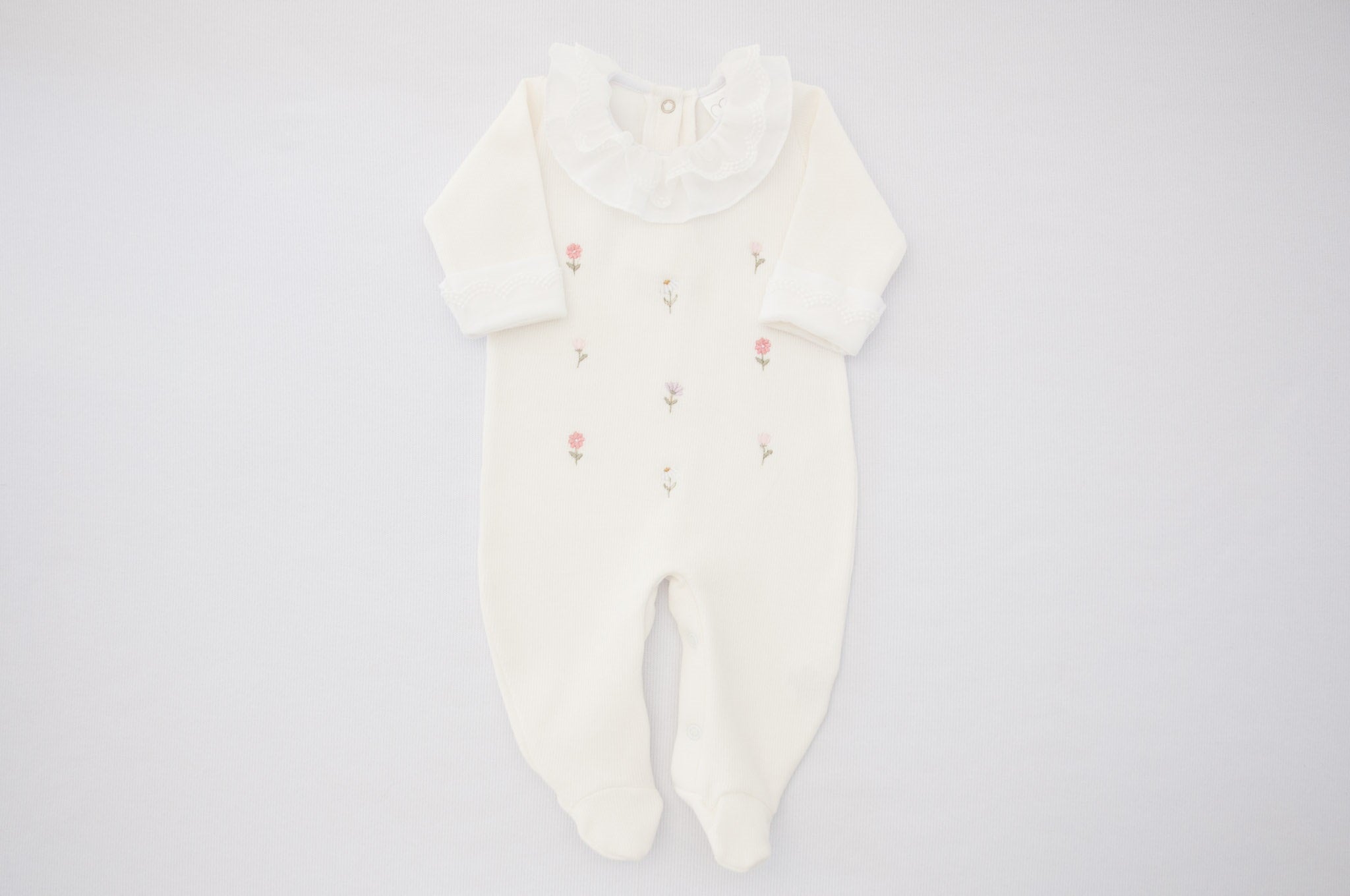 Macacão Bebê Jardim Sonhos Branco Buá