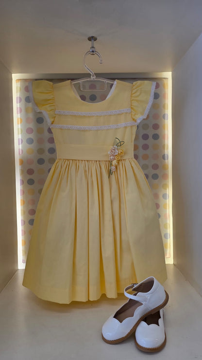 Vestido Amarelo Buá