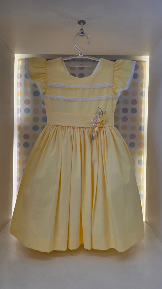 Vestido Amarelo Buá