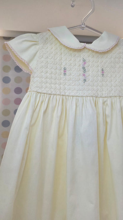 Vestido Bebê Amarelo Flor Rococó Buá