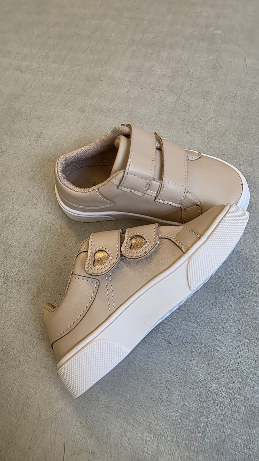 Tênis Infantil Velcro Creme Buá