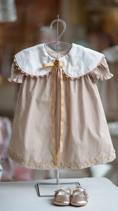 Vestido Bebê Bege Xadrez Buá