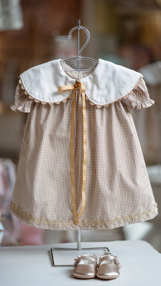 Vestido Bebê Bege Xadrez Buá