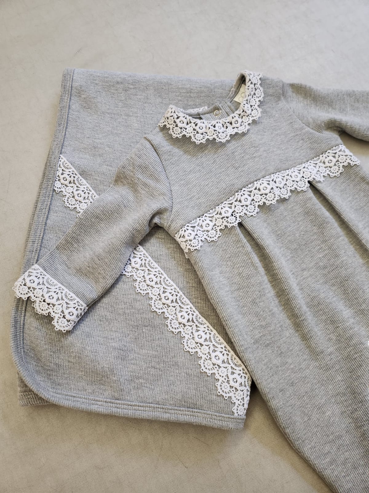 Saída Maternidade Cinza Buá