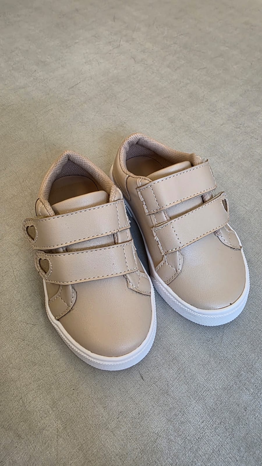 Tênis Infantil Velcro Creme Buá